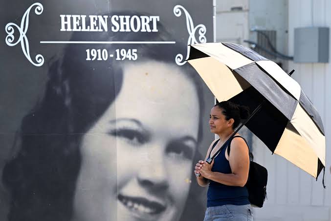 Helen Short memorial mural